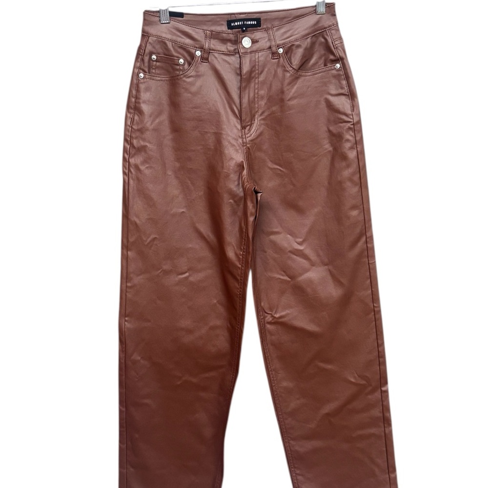 Almost Famous Woman’s Juniors Brown Faux Leather Pants Size 5 Bikercore